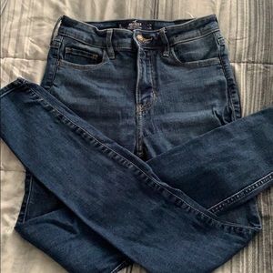 Hollister High-Rise Super Skinny Jeans